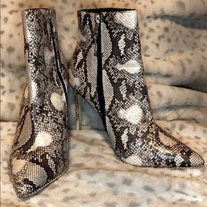 Snakeskin Catherine Malandrino Booties